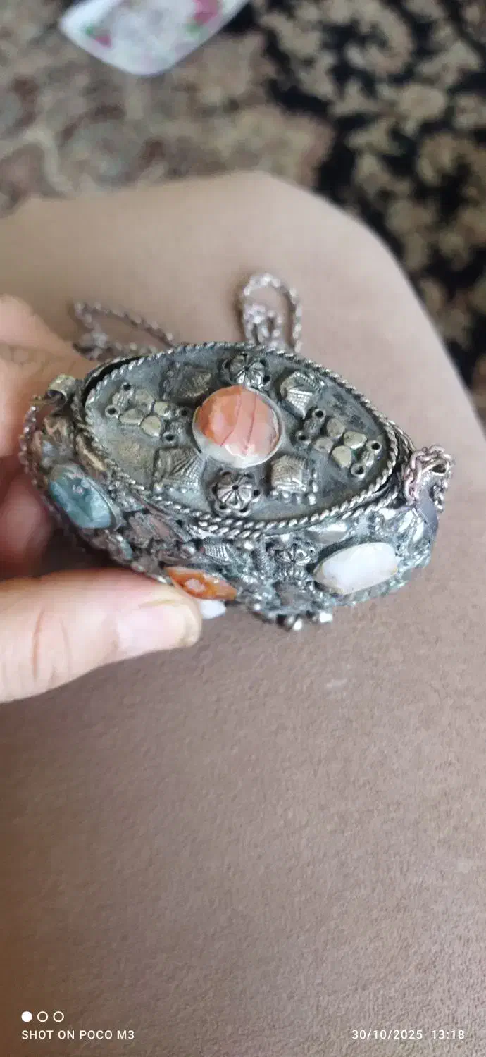 جا جواهری،یه تعدادوسیله|صنایع دستی و سایر لوازم تزئینی|نهاوند, |دیوار