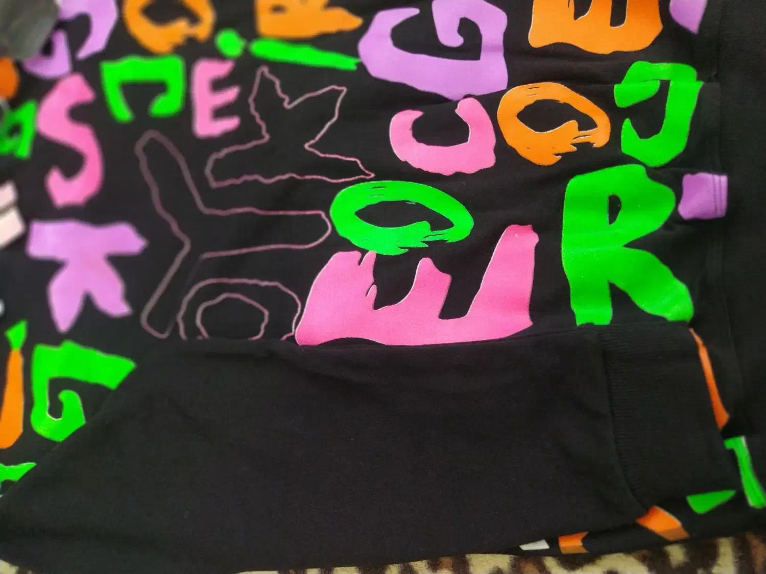 پیراهن پاییزی نو نو|لباس|قم, نیروگاه|دیوار