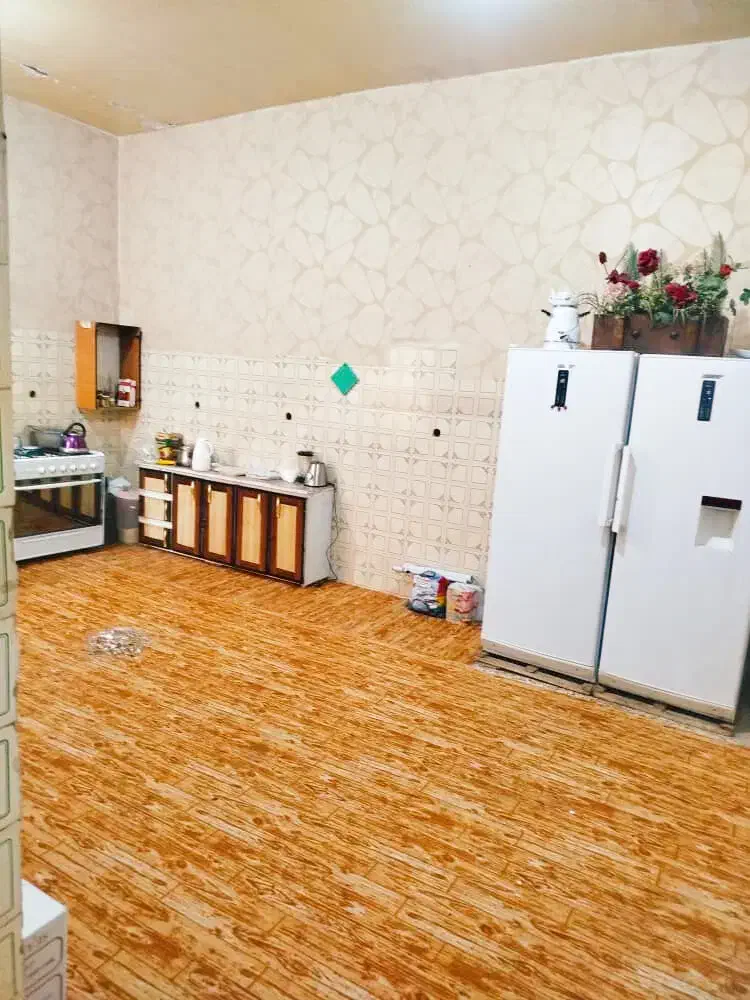 اجاره خانه قدیمی تیرآهنی مرکز شهر|اجارهٔ خانه و ویلا|جیرفت, |دیوار