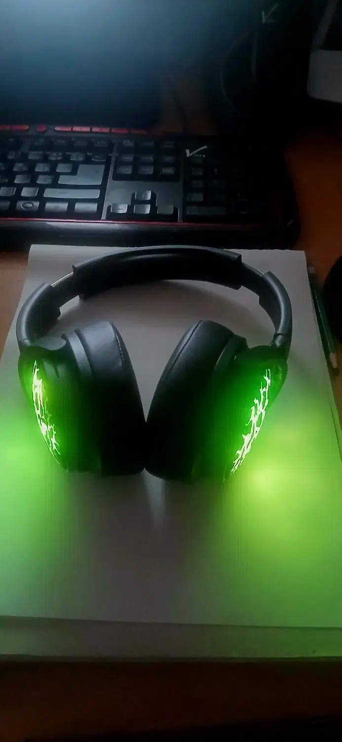 فروش فوری هدفون|لوازم جانبی موبایل و تبلت|نجف‌آباد, قلعه سفید|دیوار