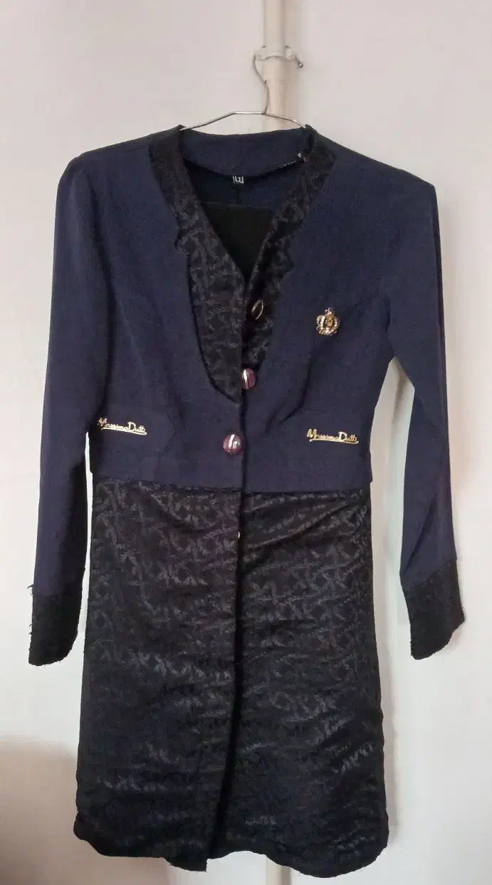 مانتو|لباس|سنقر, |دیوار