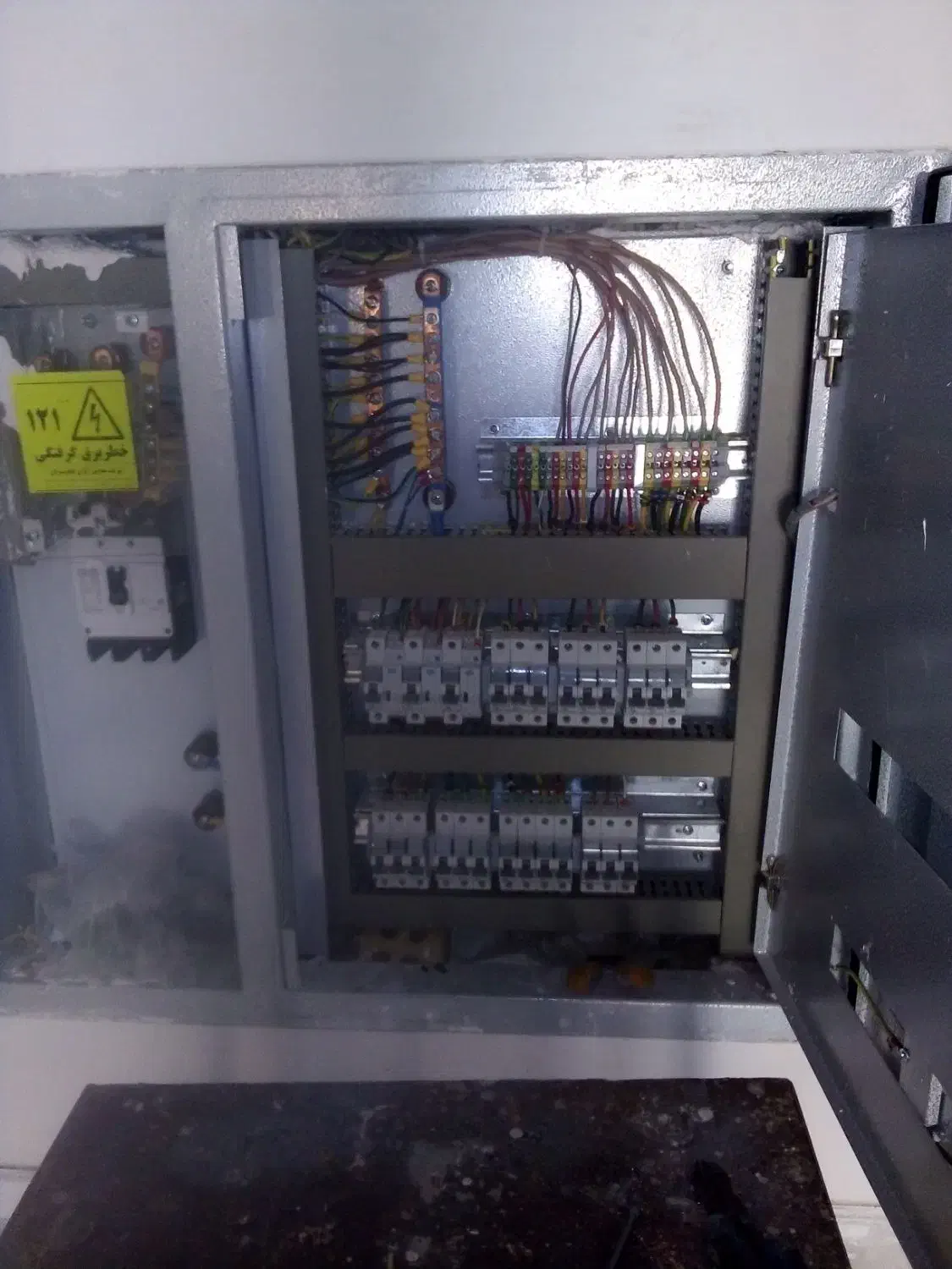 برقکاری ساختمان نصب آیفون و تعمیر آیفون|خدمات پیشه و مهارت|اهواز, کوی رمضان|دیوار