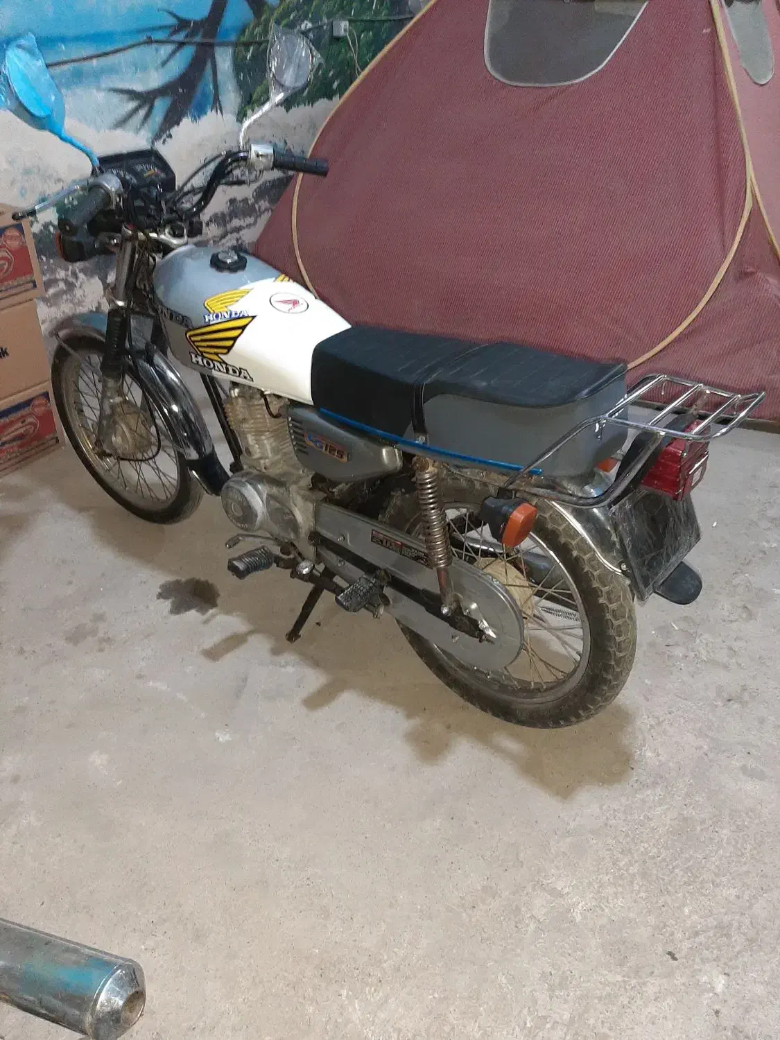 هوندا ۱۲۵|موتورسیکلت|رباط‌کریم, پیغمبر|دیوار