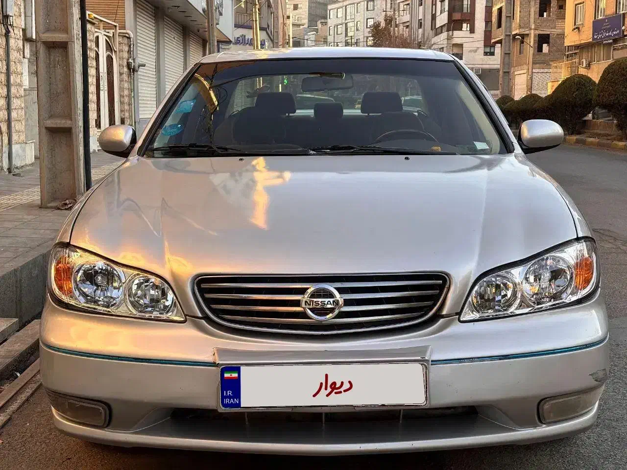 ماکسیما نقره ای مدل ۸۶ کارمندی|خودرو سواری و وانت|سنندج, |دیوار