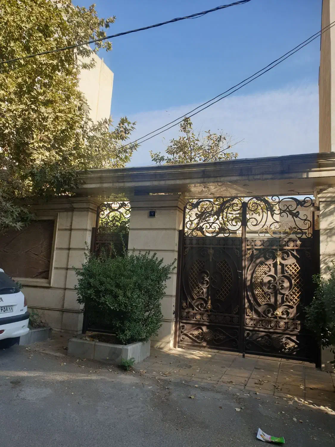 اراج.گلزار ۲۳۰ متر برده گذر.ده|فروش خانه و ویلا|تهران, اقدسیه|دیوار