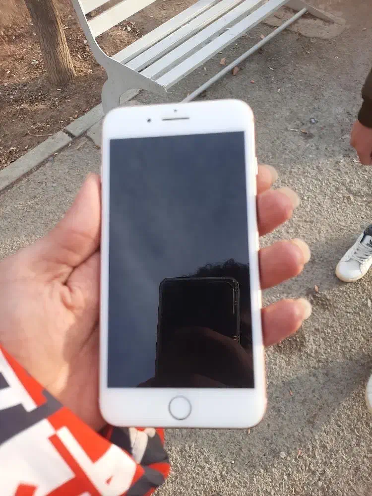 iPhone8plus|موبایل|کرج, باغستان|دیوار