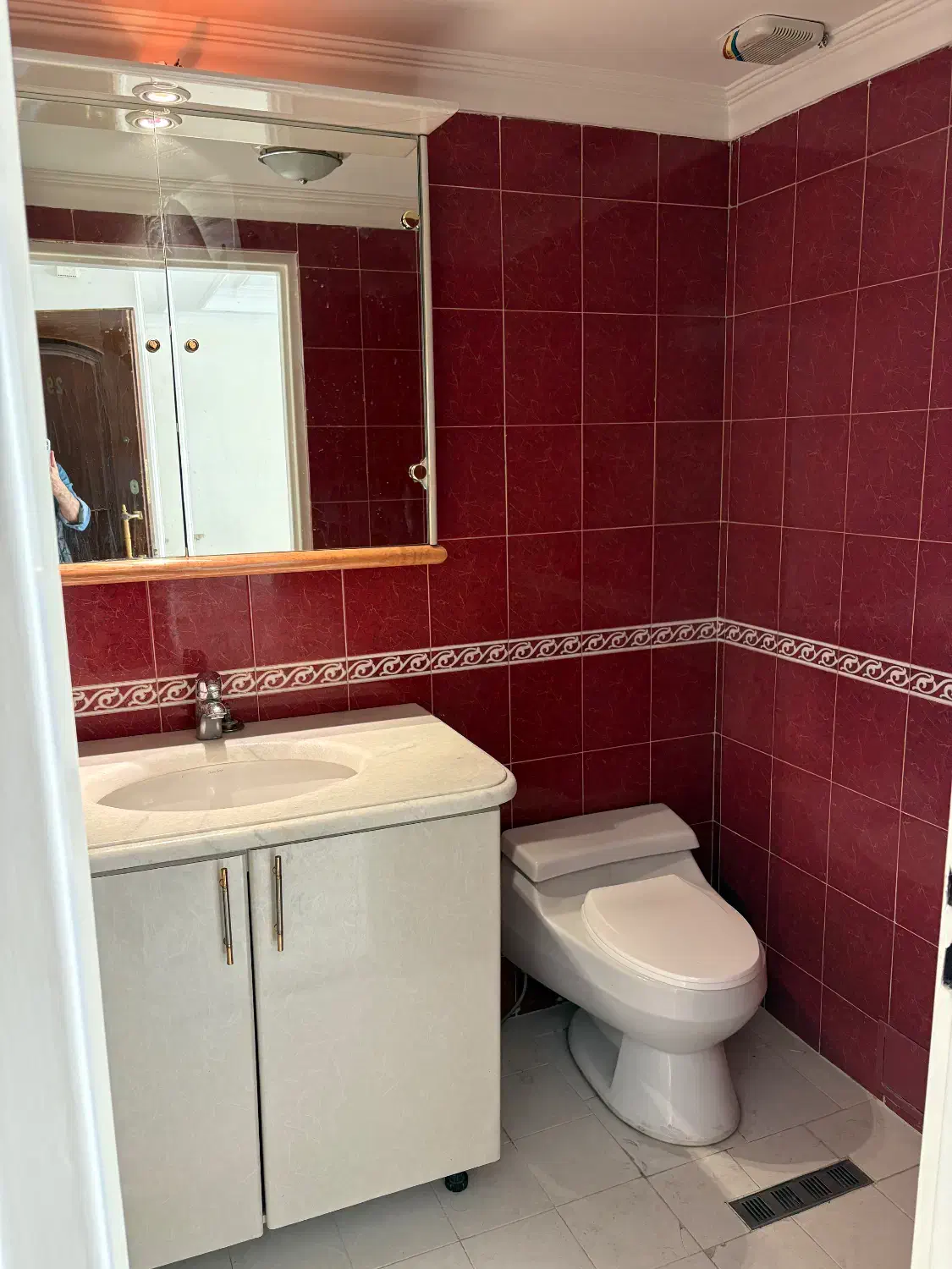 آپارتمان سعادت آباد ۱۵۸  متر ۳ خواب