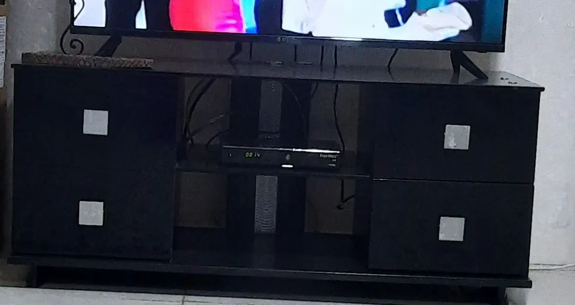 میز تی وی|میز تلویزیون|گرگان, |دیوار
