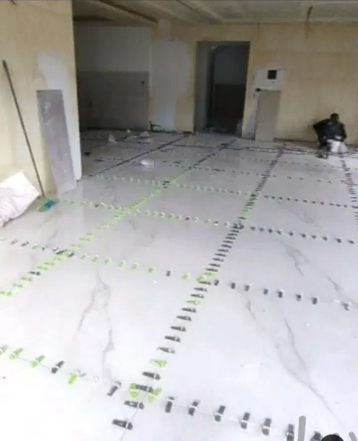 کاشی کار  کاشی کاری سرامیک کاری استخر جکوزی تخریب|خدمات پیشه و مهارت|بندرعباس, |دیوار