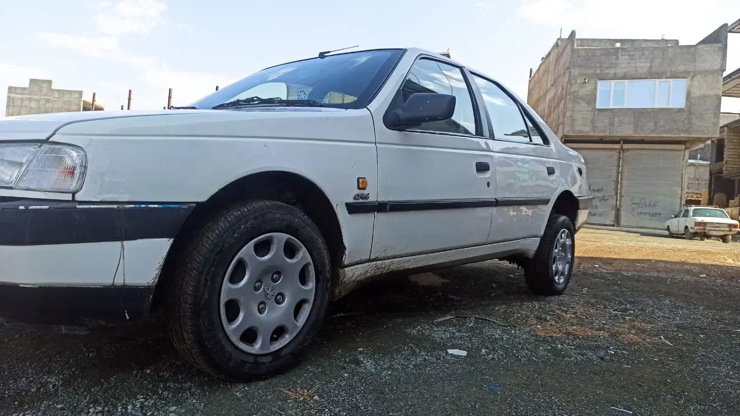 اردی ای سفید ۱۳۸۵|خودرو سواری و وانت|سنندج, |دیوار