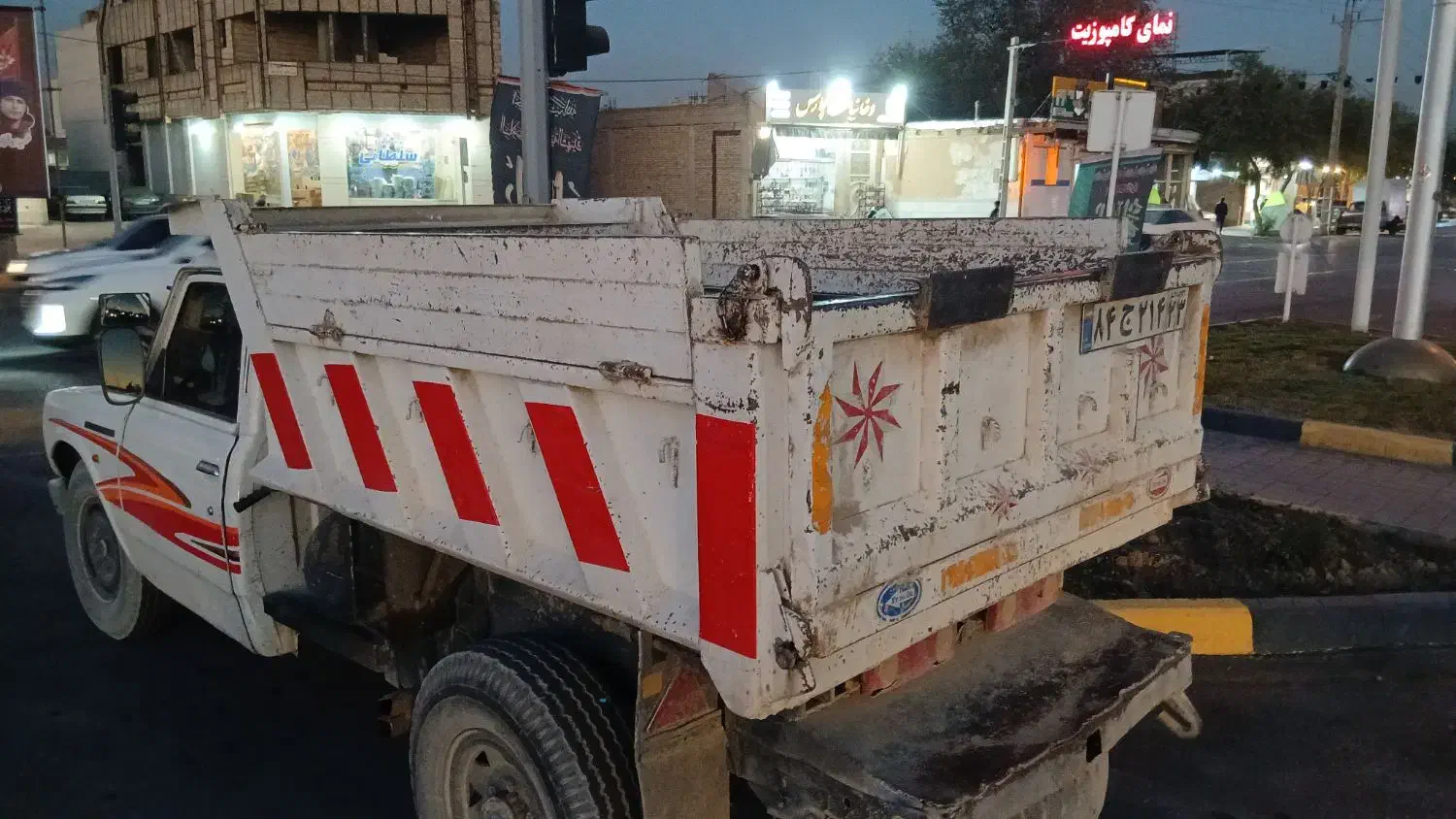 فروش نیسان کمپرسی دوگانه فابریک. 96|خودرو سواری و وانت|نجفآباد, باهنر|دیوار