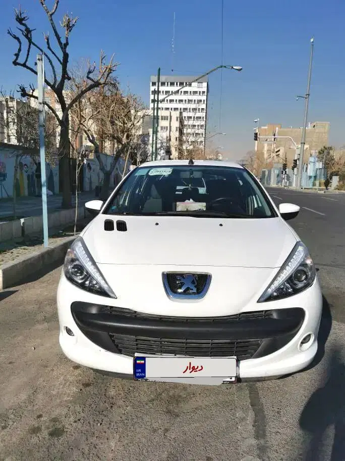 پژو ۲۰۷ اتومات مدل ۹۹ کم‌کار|خودرو سواری و وانت|تهران, نارمک جنوبی|دیوار