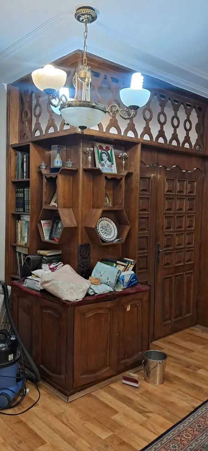 دکور تمام چوب کمد دبواری|کتابخانه، شلف، قفسه‌های دیواری|تهران, صد دستگاه|دیوار