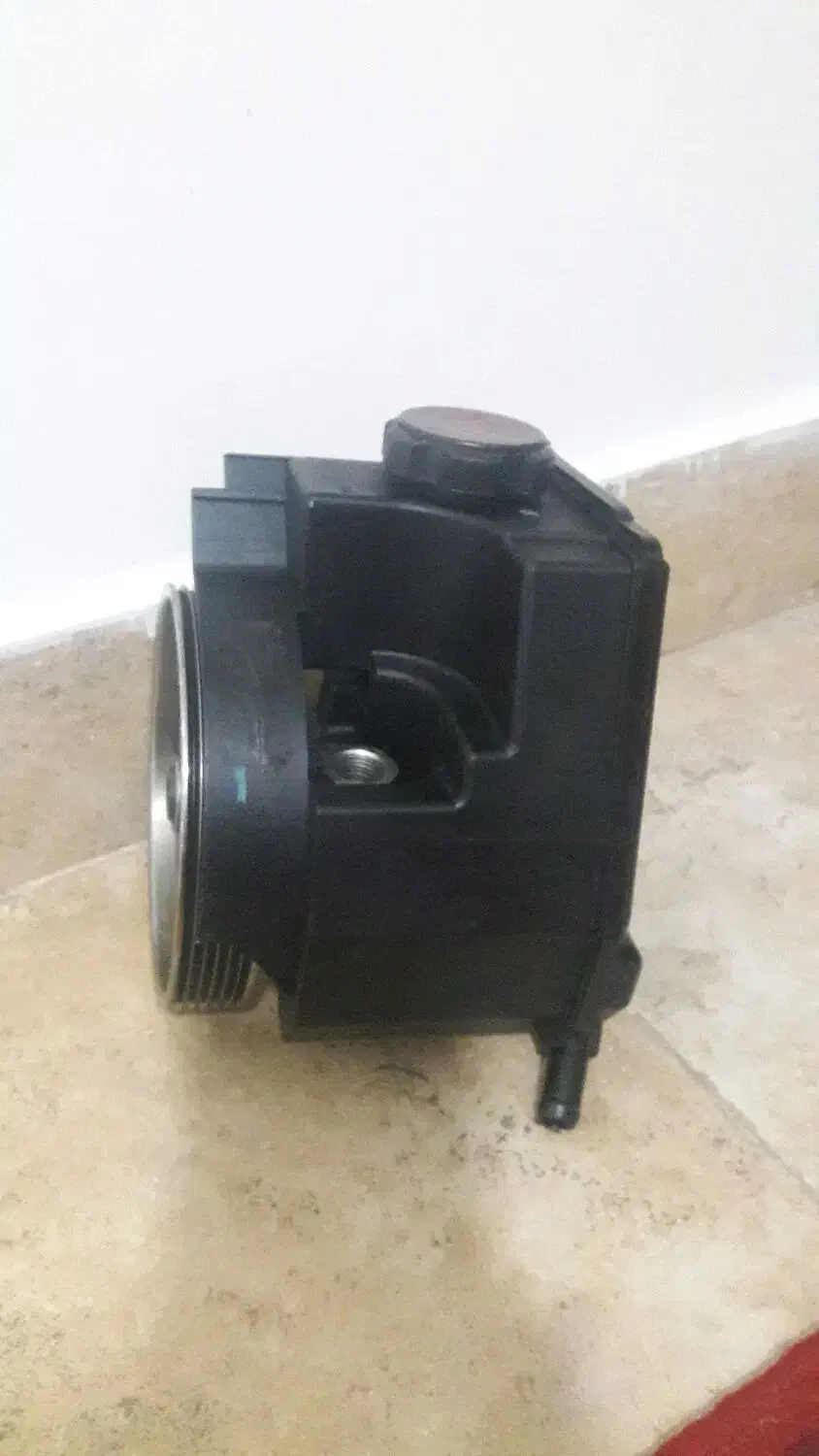 پمپ هیدرولیک۲۰۶|قطعات یدکی و لوازم جانبی|محمدشهر, سیدآباد|دیوار