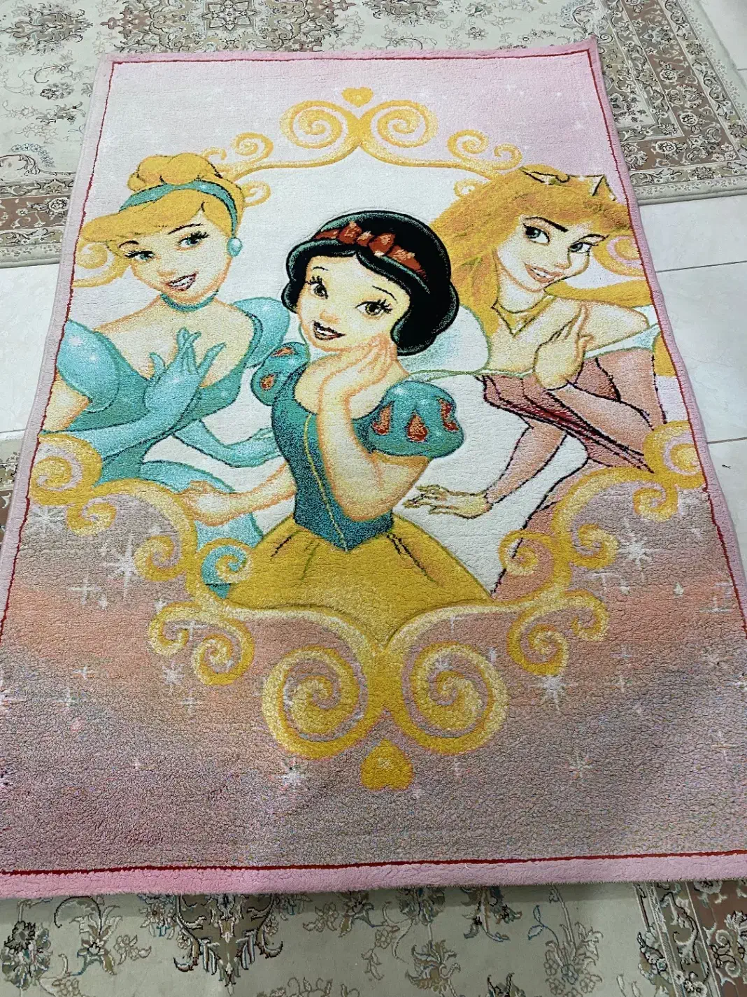 فرش کودک|فرش|رشت, کوی مهر|دیوار