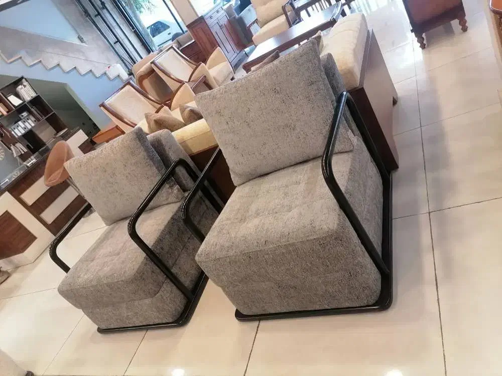 مبل زیبای روژان|مبلمان خانگی و میز عسلی|رشت, جانبازان|دیوار