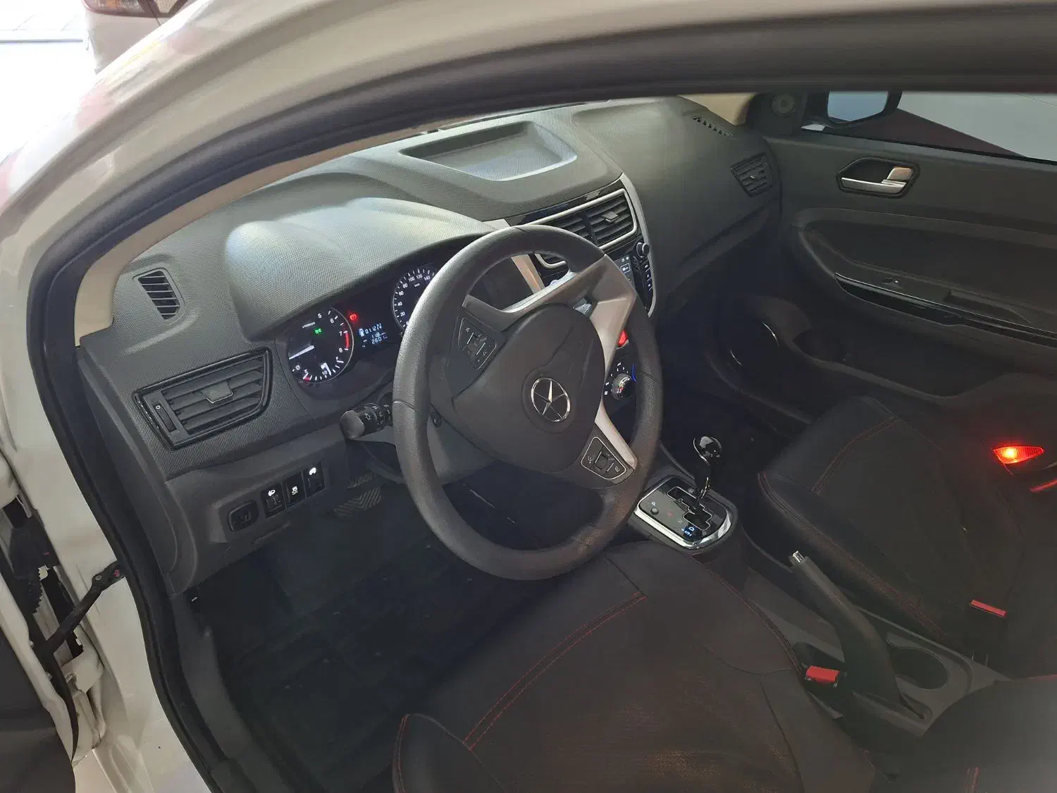 جک جی فور ۱۴۰۲در حد صفر|خودرو سواری و وانت|کرمان, |دیوار