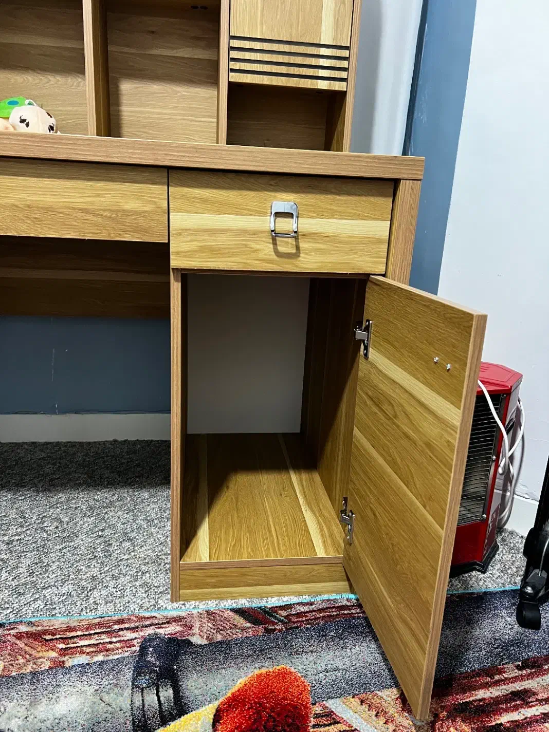 تخت خواب ومیز تحریر|تخت و سرویس خواب|جم, |دیوار