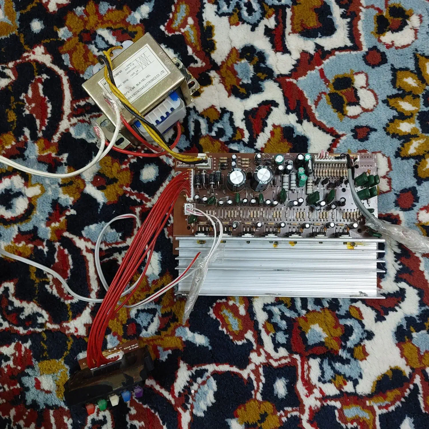 آمپلی فایر|سیستم صوتی خانگی|تبریز, |دیوار