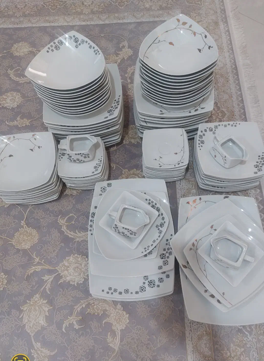 سرویس چینی|ظروف سرو و پذیرایی|ساوه, |دیوار