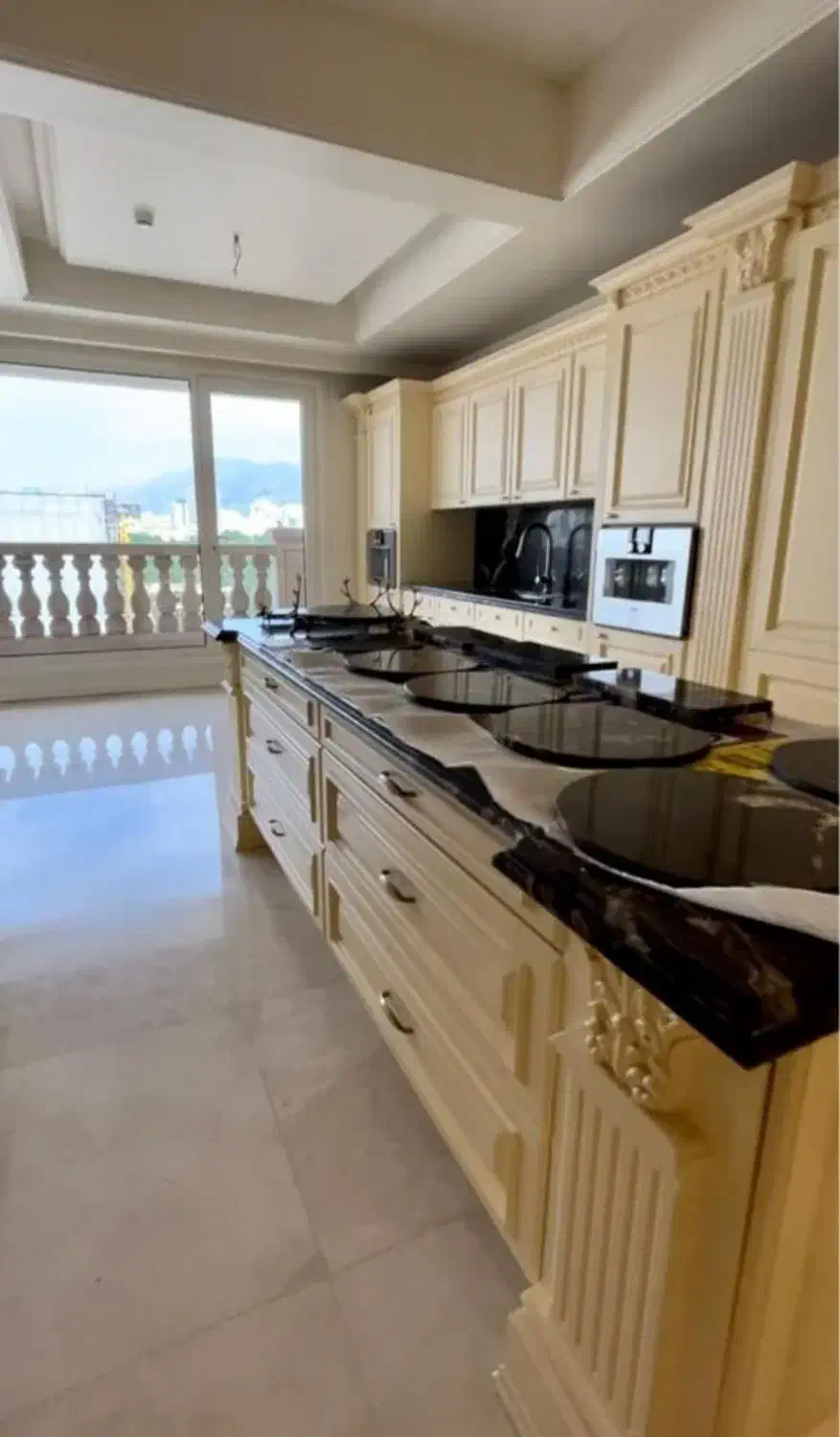 ۱۷۰ متر ۳ خواب تک مستر (فرمانیه)