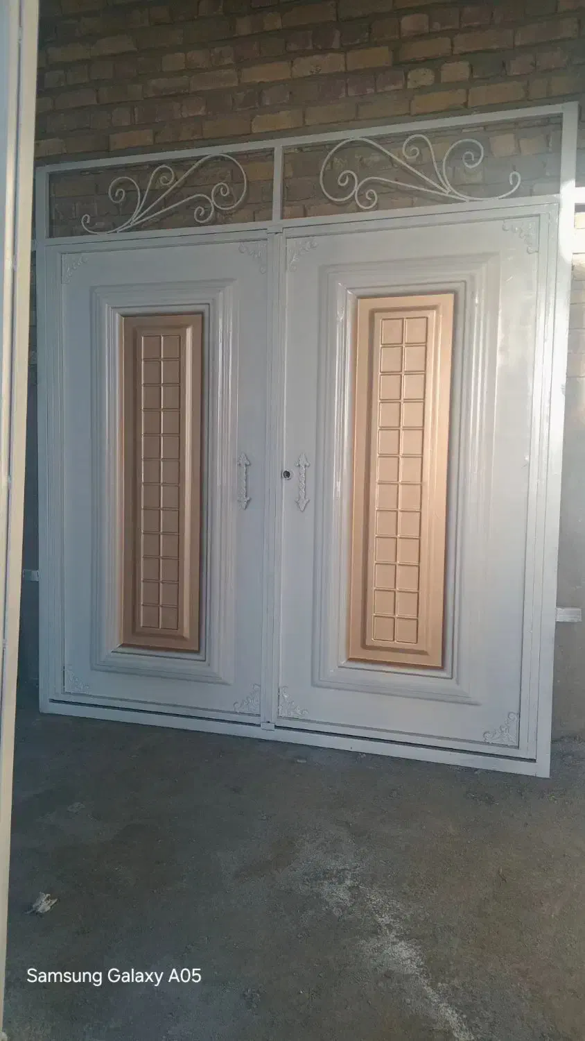 درب آهن حیاطی حیاط اهنی خانه گاراژی|مصالح و تجهیزات ساختمان|تربت جام, حافظ|دیوار