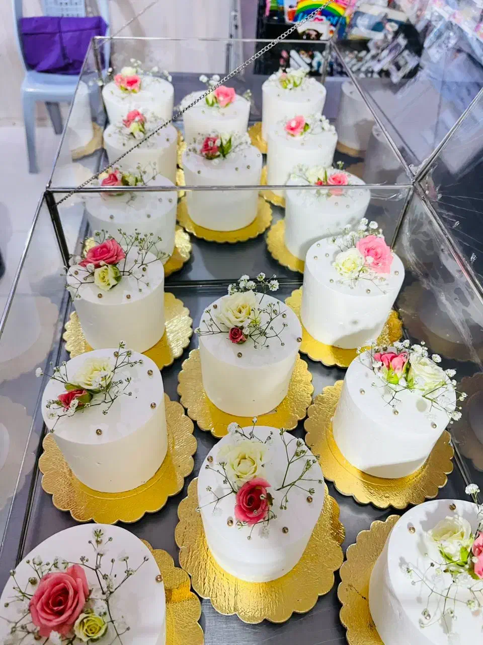 انواع کیک و شیرینی خشک کیفیت خوب قیمت مناسب|خدمات پذیرایی، مراسم|اهواز, نبوت|دیوار