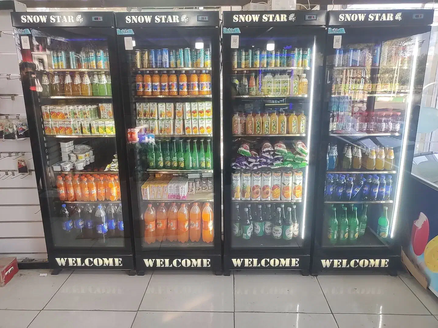 به نیروی فروشنده جهت کار در دکه تنقلات نیازمندیم|استخدام خدمات فروشگاه و رستوران|قم, باجک یک|دیوار