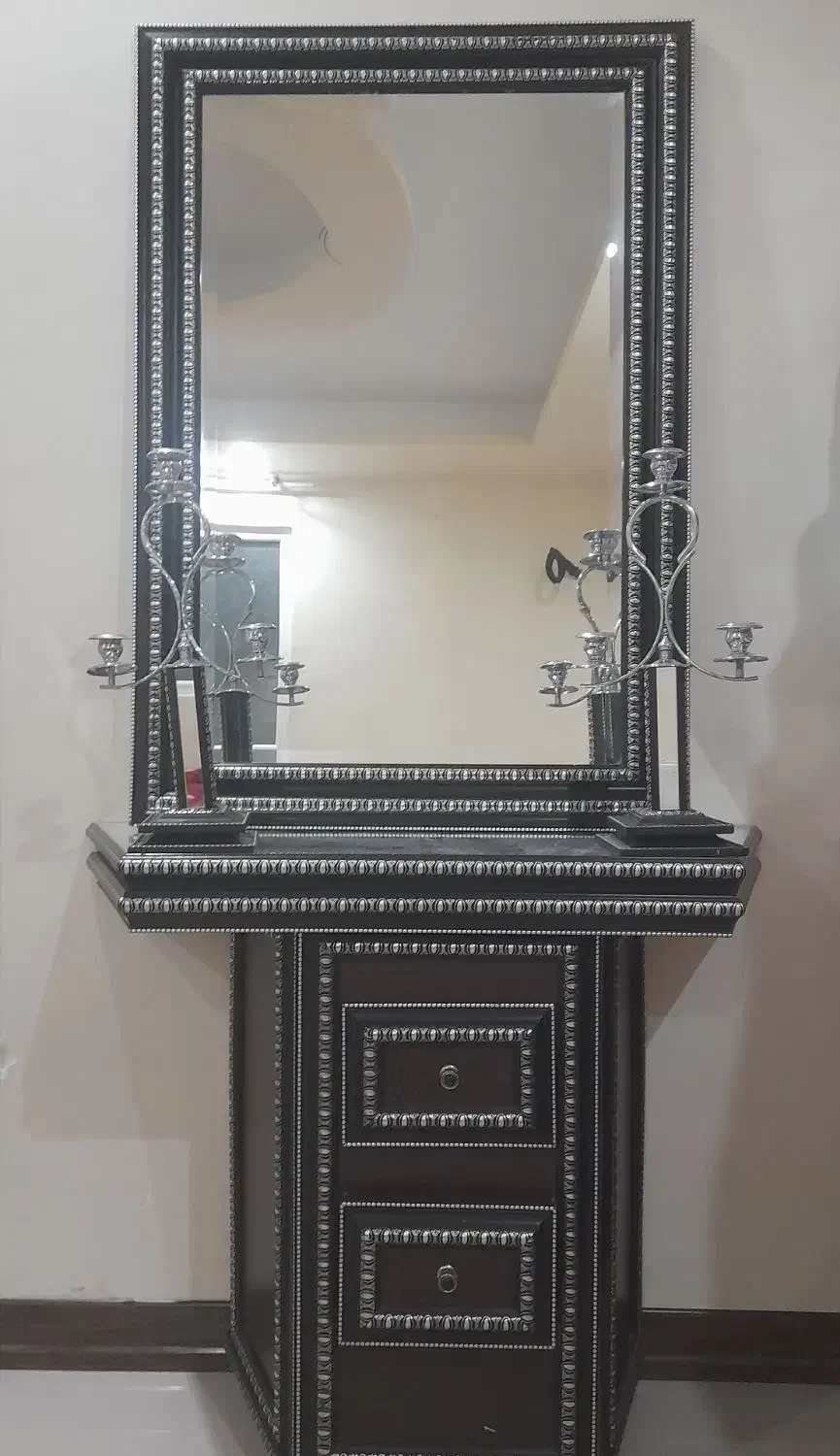 آینه شمعدان|آینه|ساوه, |دیوار