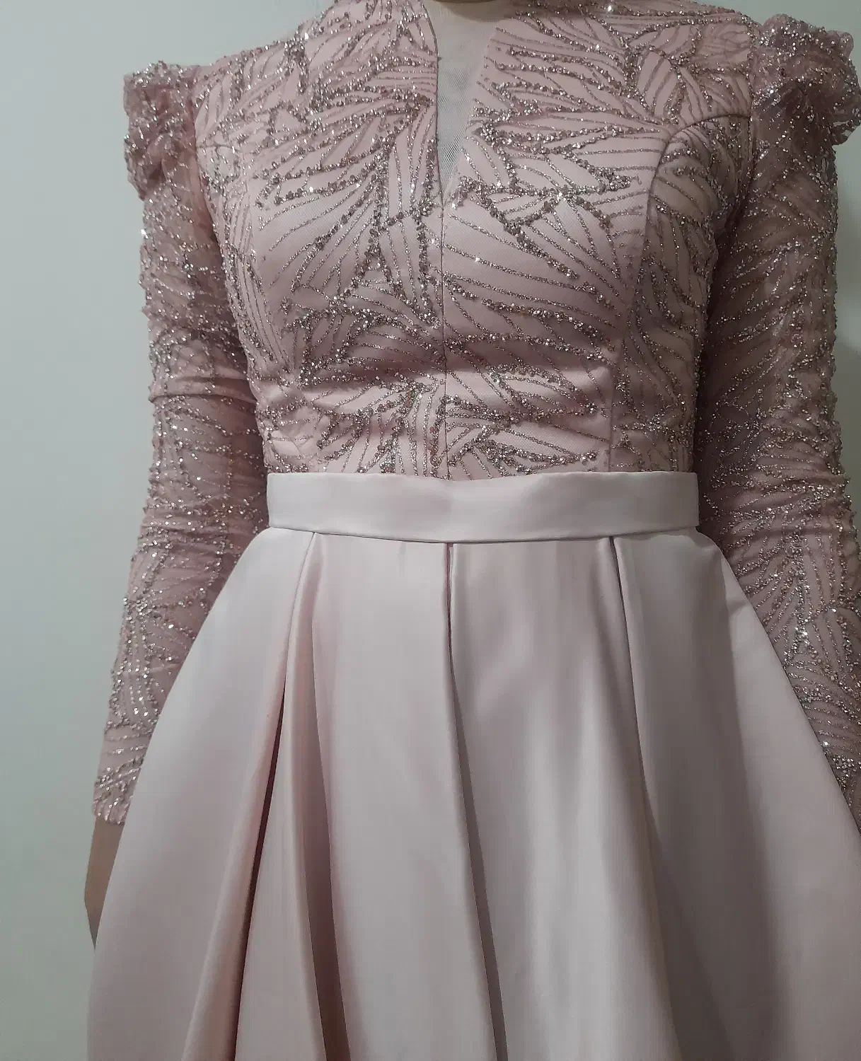 لباس مجلسی|لباس|شوشتر, |دیوار