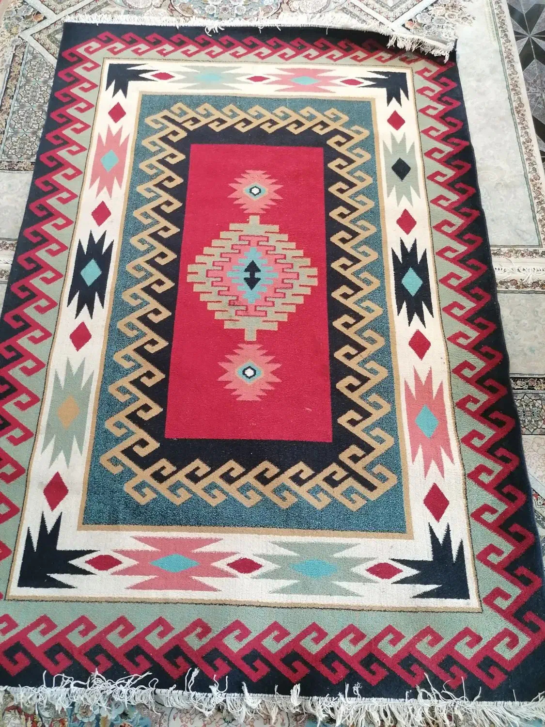 گلیم فرش|گلیم، جاجیم، گبه|شیراز, شیخ روزبهان|دیوار