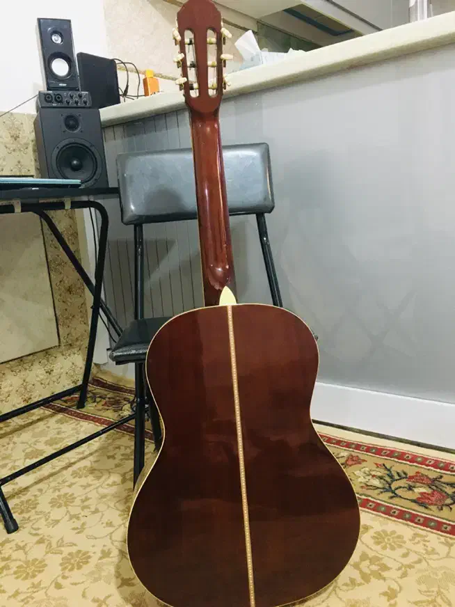 گیتار مدل سانتانا|گیتار، بیس، امپلیفایر|زاهدان, |دیوار