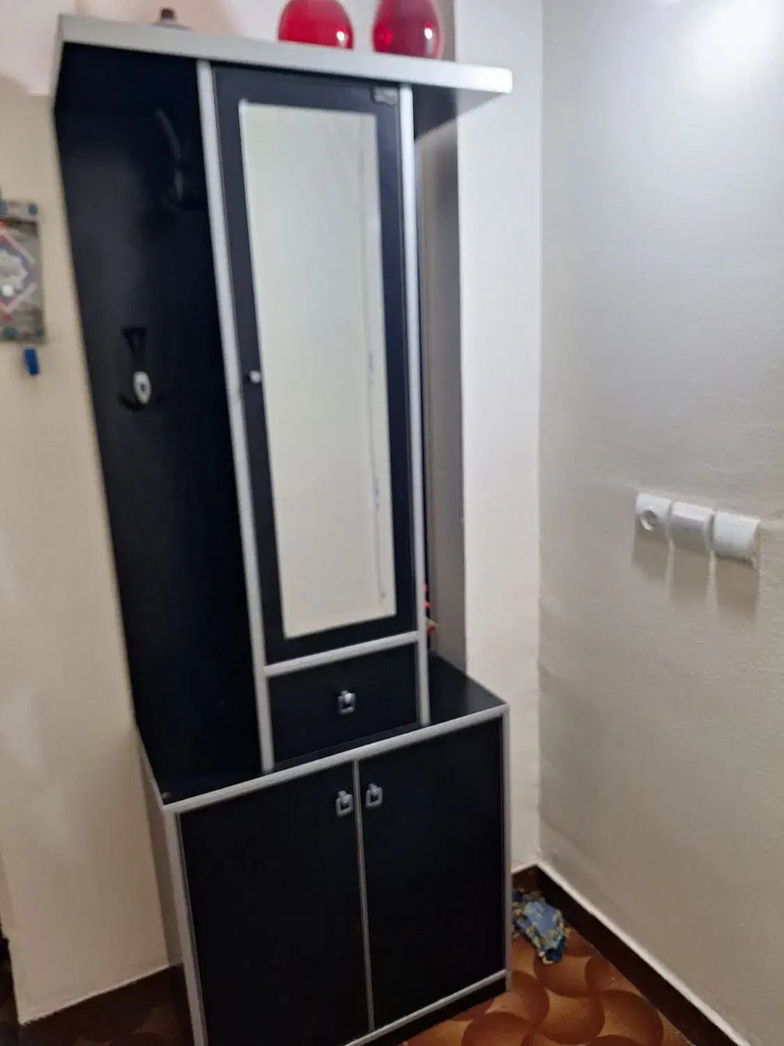 جا کفشی|جاکفشی، کمد، دراور|مسجد سلیمان, |دیوار