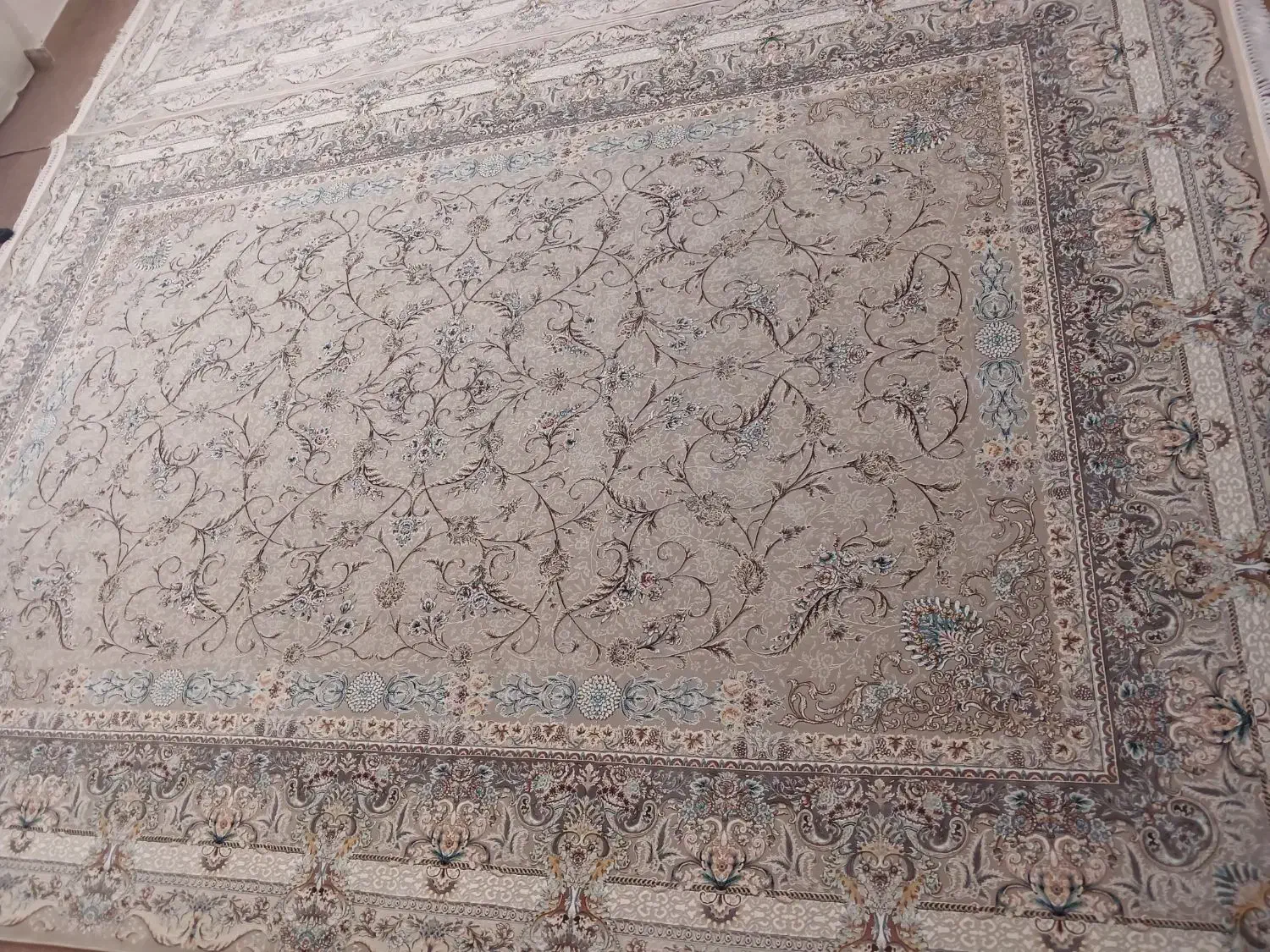 دو تخته فرش ۹متری|فرش|الیگودرز, |دیوار