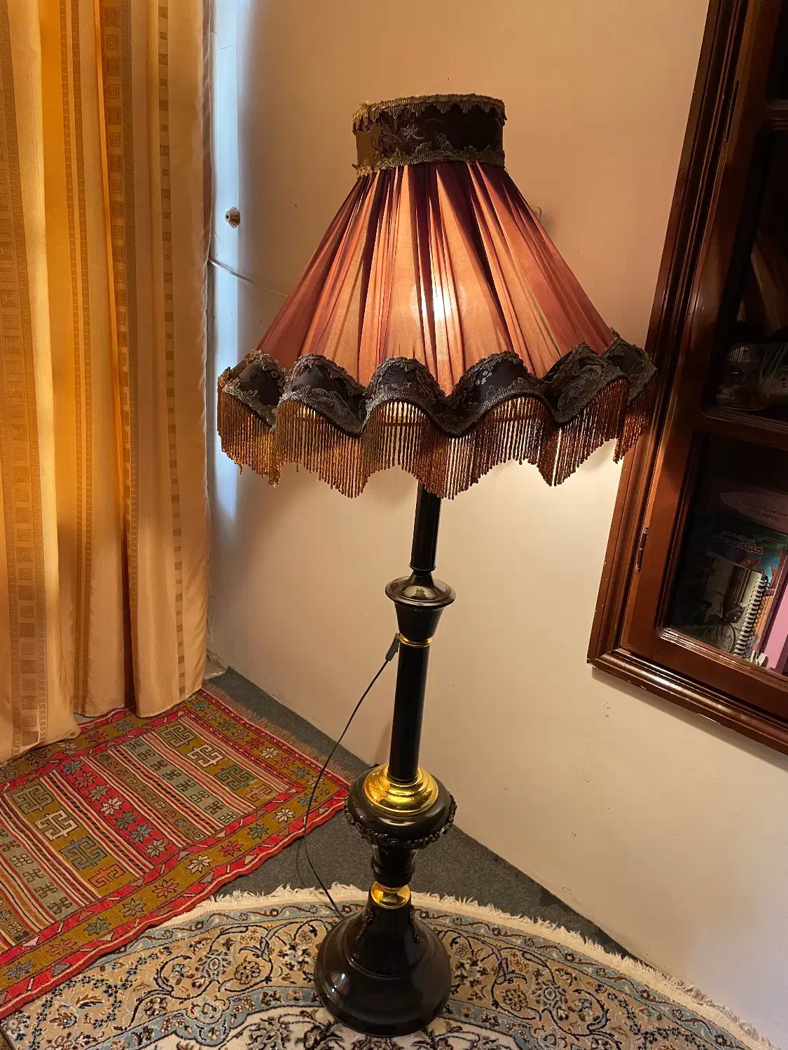 ابجور|چراغ خواب و آباژور|بروجرد, |دیوار