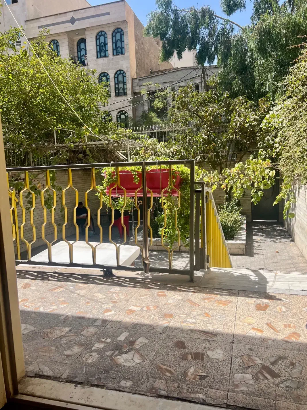 خوابگاه دانشجویی کارمندی صادقیه غرب تهران|اجارهٔ کوتاه‌مدت آپارتمان و سوئیت|تهران, فردوس|دیوار