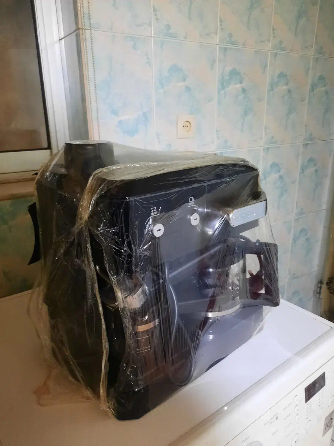 قهوه ساز اسپروساز دلونگی|سماور، چای‌ساز، قهوه‌ساز|ساری, |دیوار