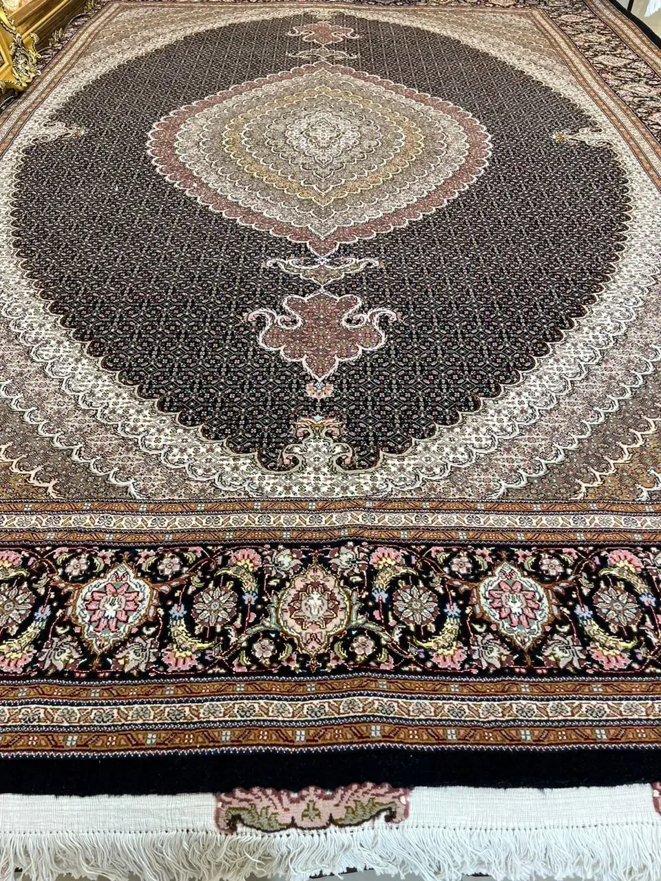 جفت۹متری ۴۰رج نقشه ماهی مرینوس|فرش|تبریز, |دیوار