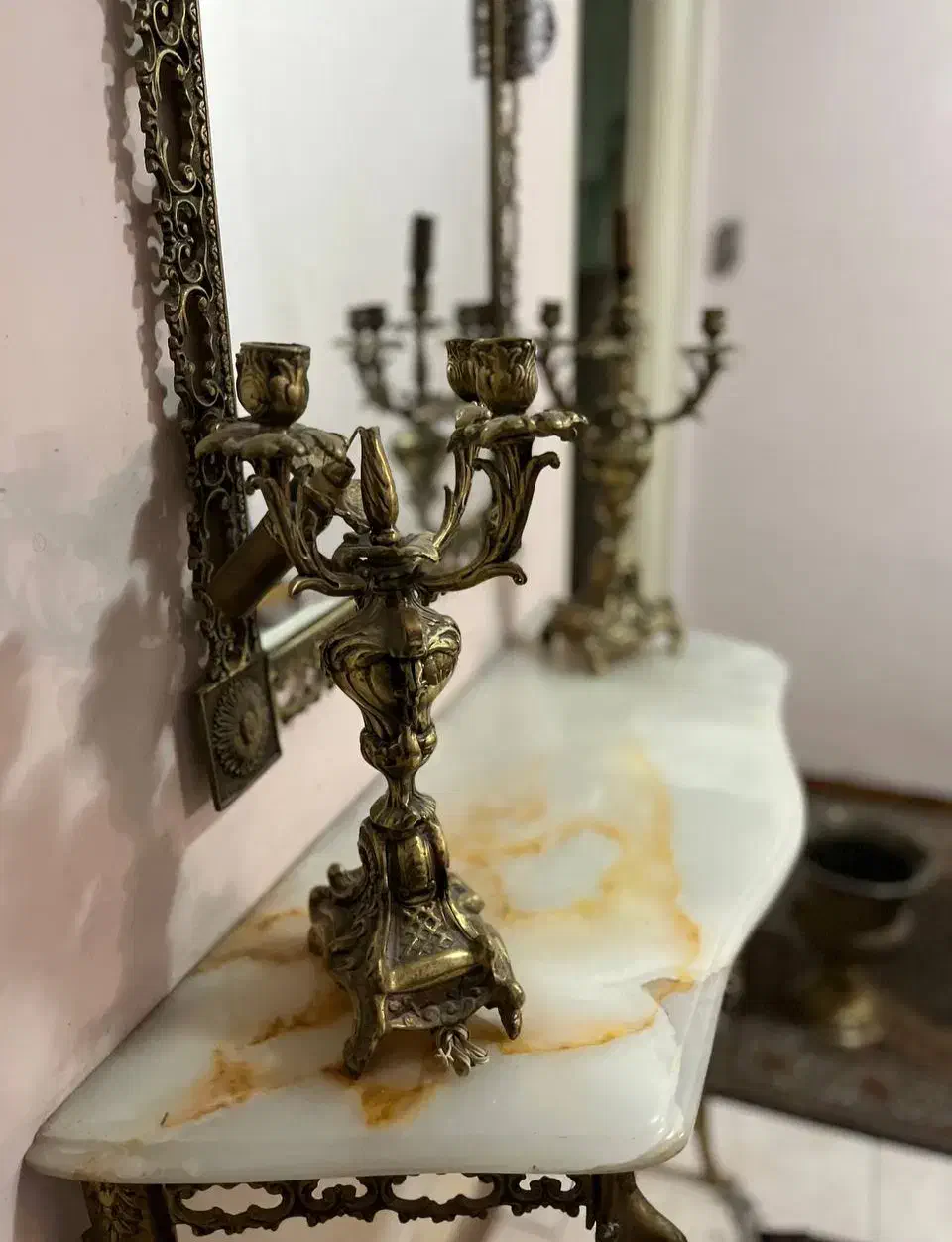 آیینه کنسول قدیمی برنز سنگین وزن|بوفه، ویترین، کنسول|تهران, شمسآباد|دیوار