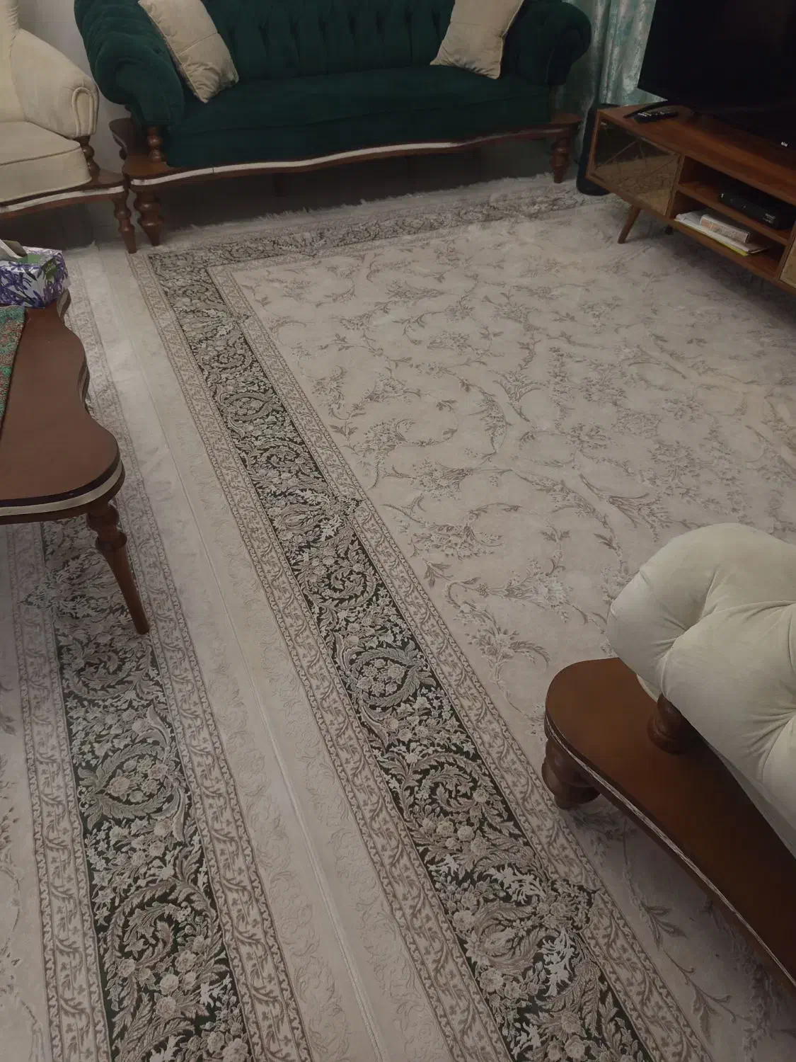 دوتخته فرش۹متری۱۲۰۰شانه و یک عدد چهارمتری درحدنو|فرش|تهران, چیتگر جنوبی|دیوار