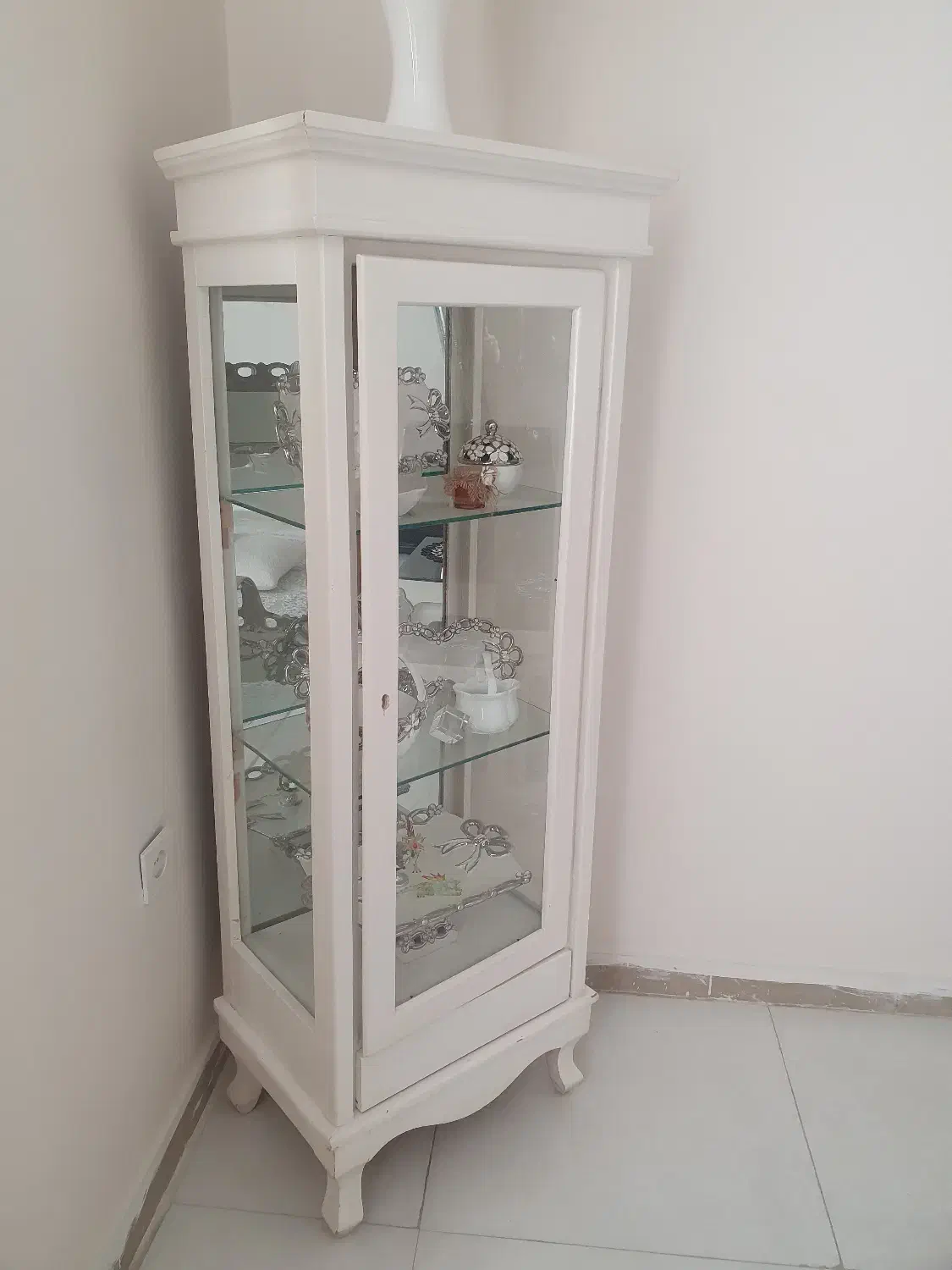 ویترین کوتاه|بوفه، ویترین، کنسول|اندیشه, اندیشه فاز ۳|دیوار