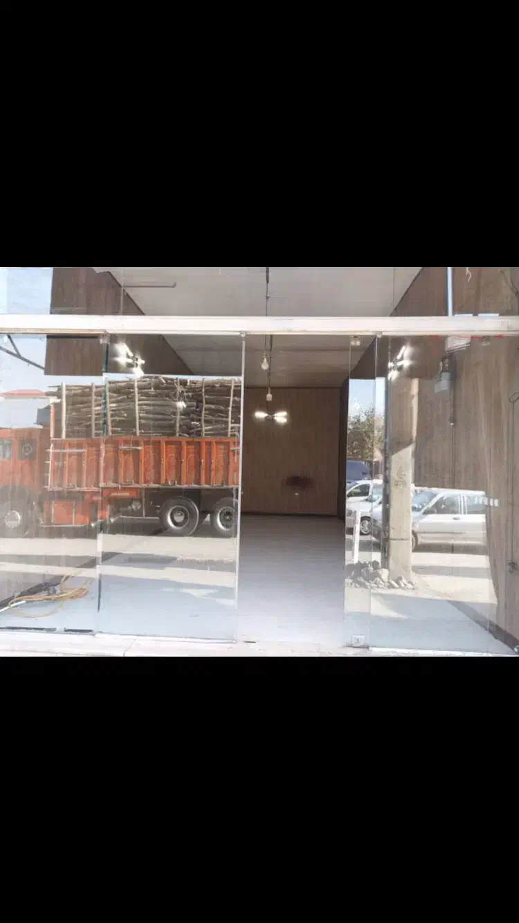 مغازه ۵۰ متری شیک بر خ تهران|اجارهٔ مغازه و غرفه|قائمشهر, |دیوار