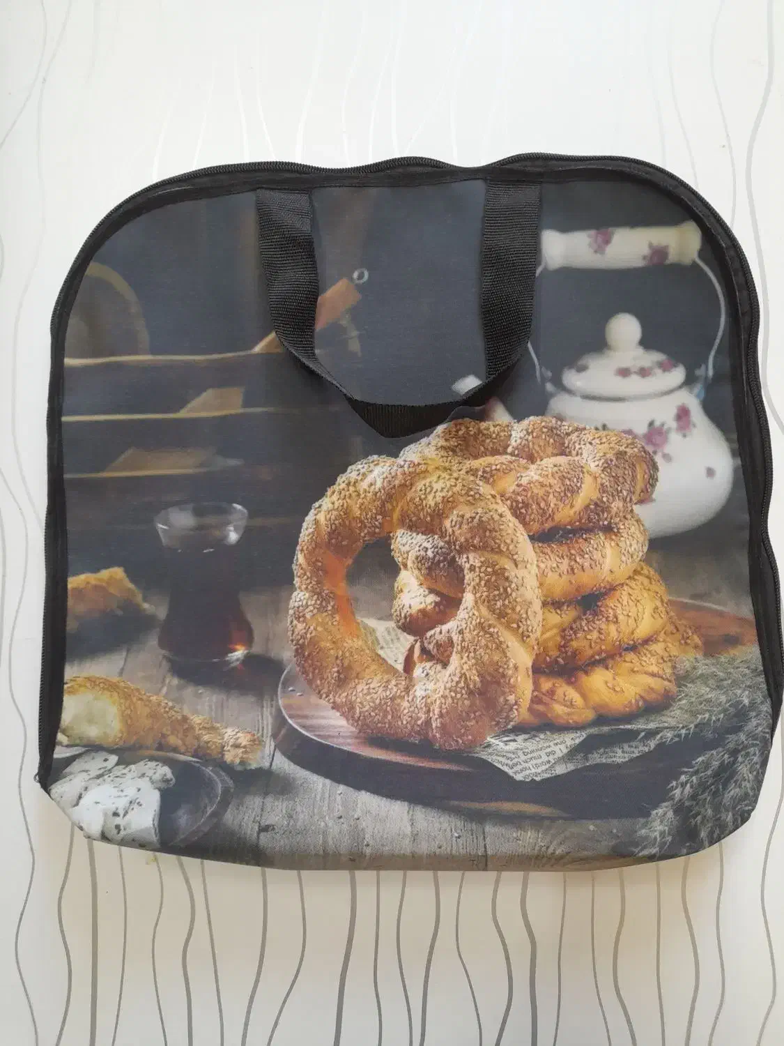 ساک نان برزنتی|ظروف نگهدارنده، پلاستیکی، یک‌بارمصرف|لنگرود, |دیوار