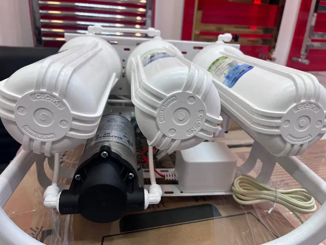 دستگاه تصفیه آب CCK تایوان|آب‌سردکن و تصفیه آب|اصفهان, فرح آباد|دیوار