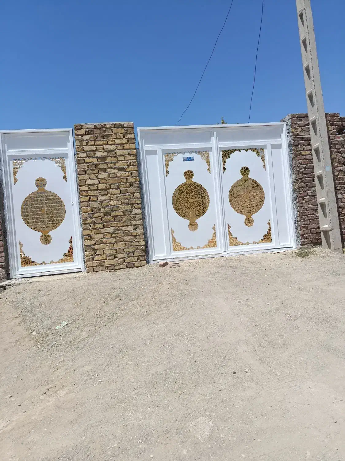 رنگ آمیزی،جوشکاری سیار|خدمات پیشه و مهارت|بافت, |دیوار