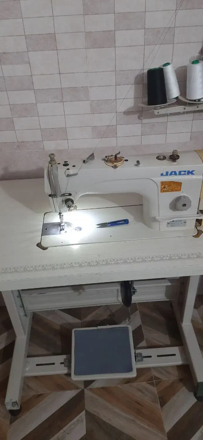 وسیله ها سالم در حدنو|چرخ خیاطی و ریسندگی|ملایر, |دیوار