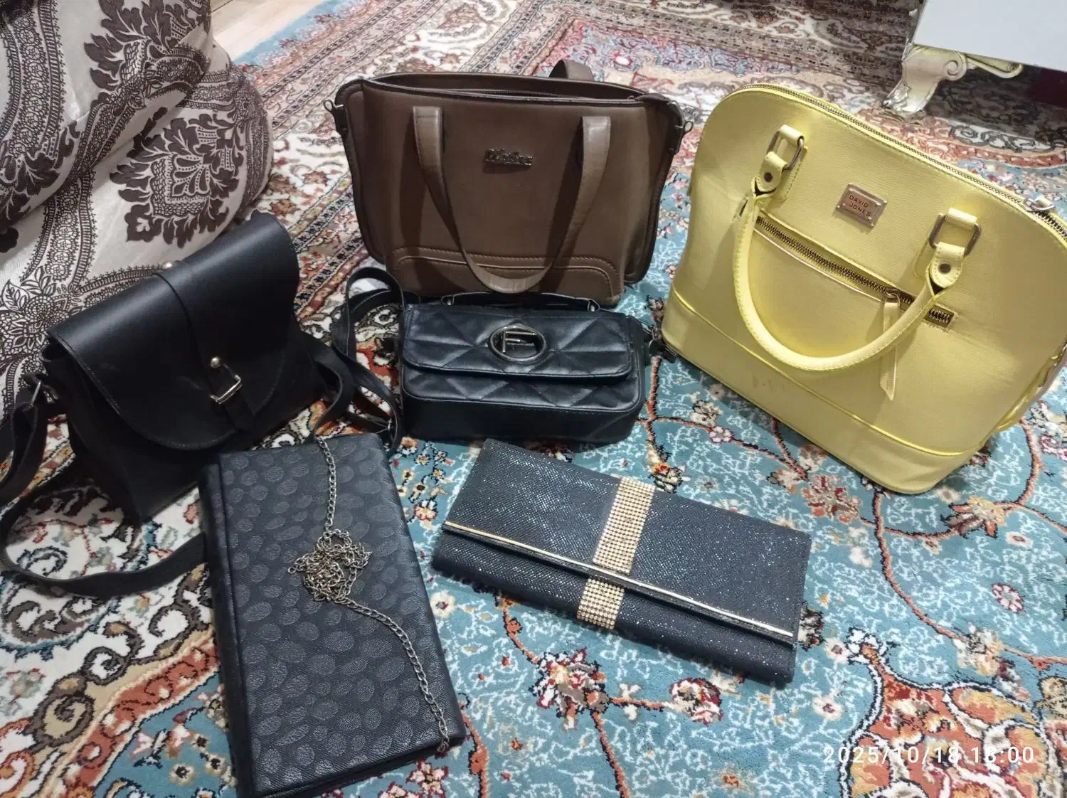 کیف و لباس،کفش|لباس|گنبد کاووس, |دیوار