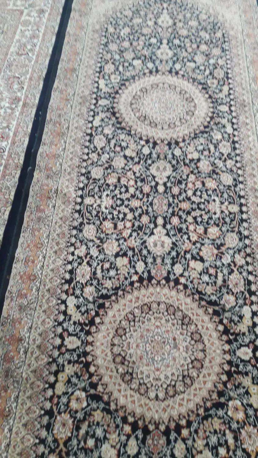 قالی|فرش|اهواز, کوی علوی|دیوار