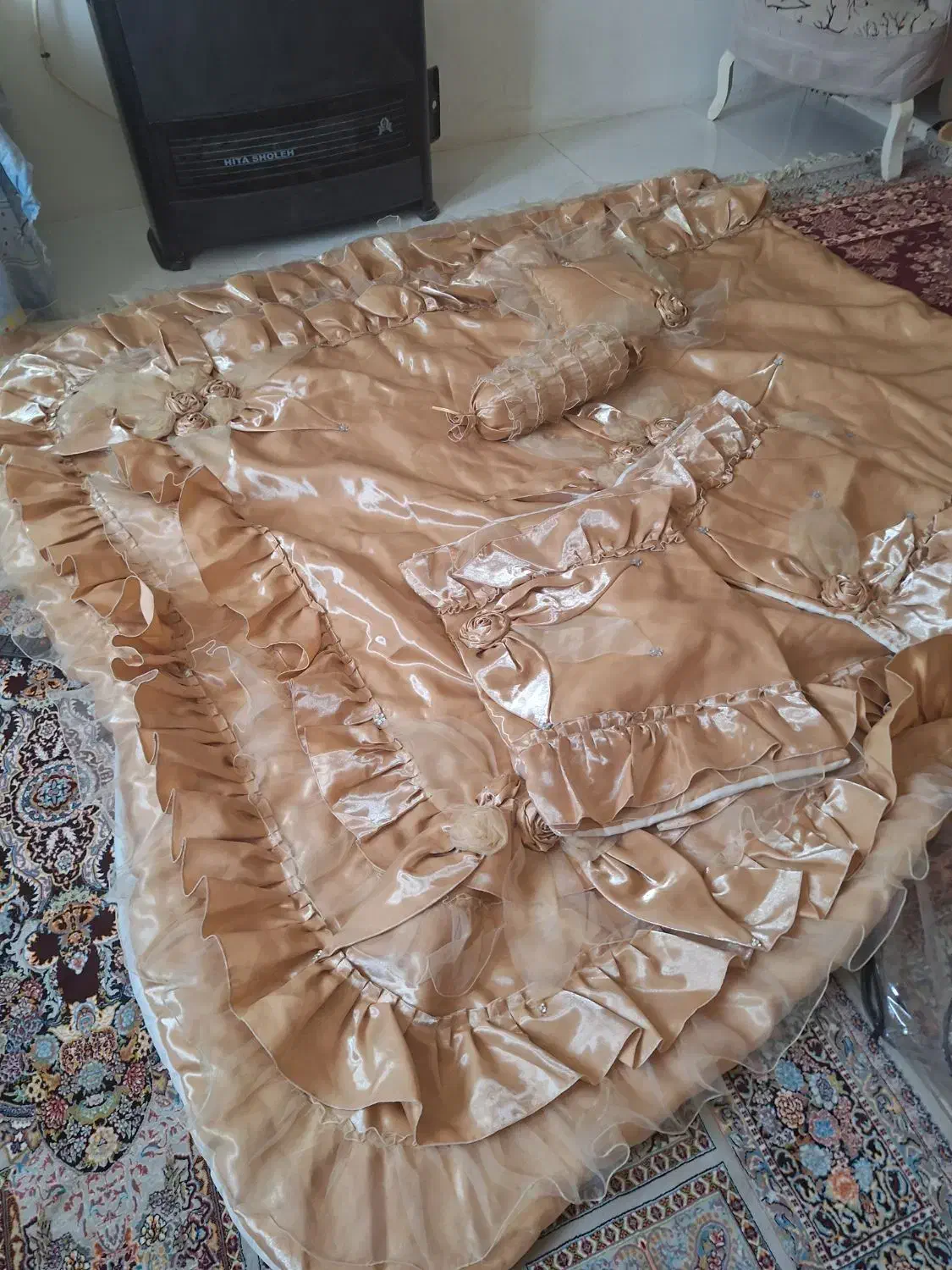 یه عد رو تخت دونفره به فروش میرسد|سرویس روتختی|ورامین, ورامین|دیوار