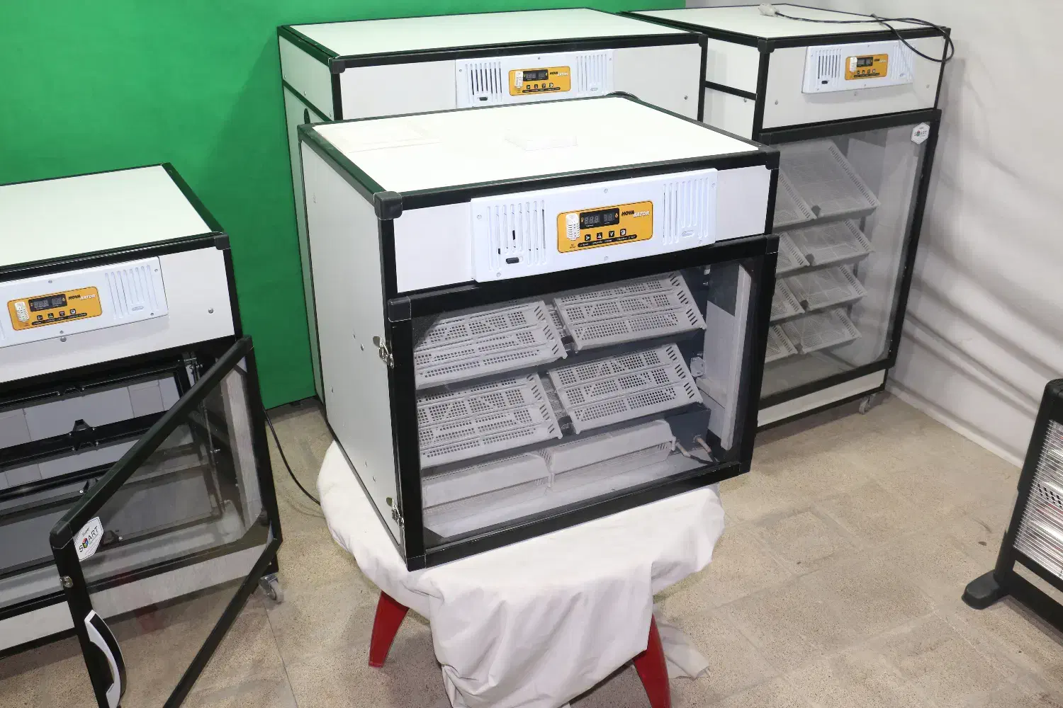 دستگاه جوجه کشی هواباتور +ارسال مستقیم از کارخانه|لوازم جانبی حیوانات|سمنان, |دیوار